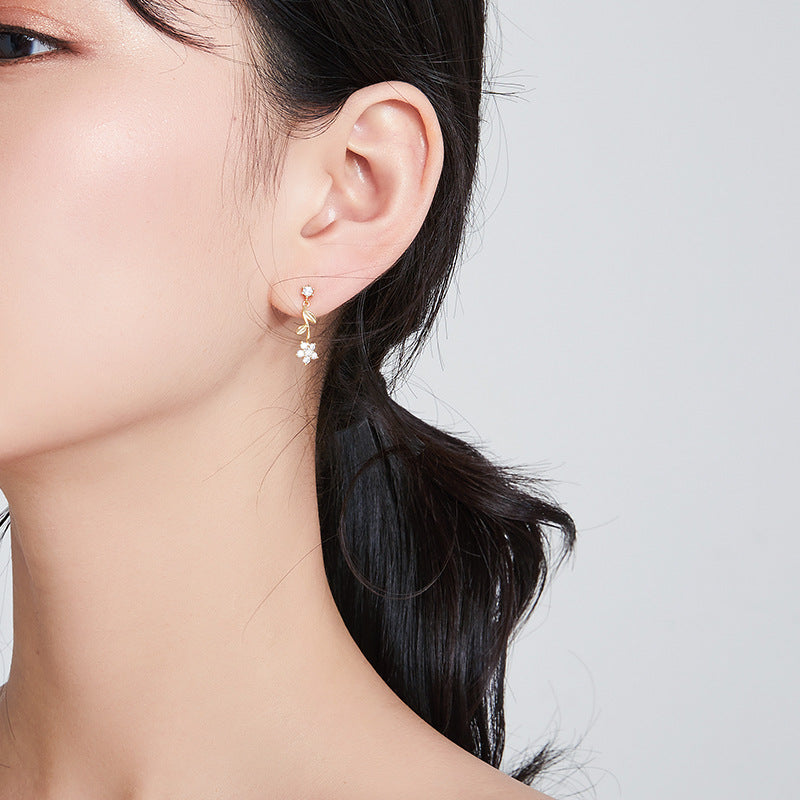 Vintage flower earrings